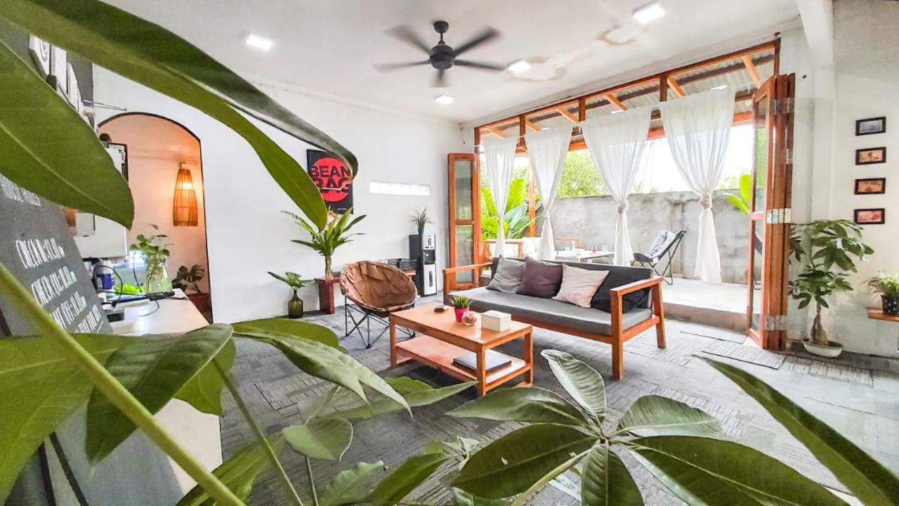 Kangkakawal Beanbag Bintan Backpackerホステル エクステリア 写真