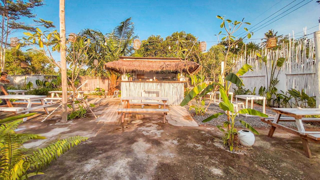 Kangkakawal Beanbag Bintan Backpackerホステル エクステリア 写真