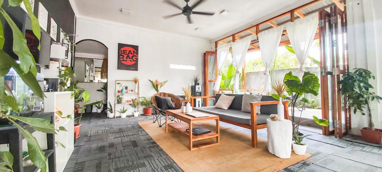 Kangkakawal Beanbag Bintan Backpackerホステル エクステリア 写真